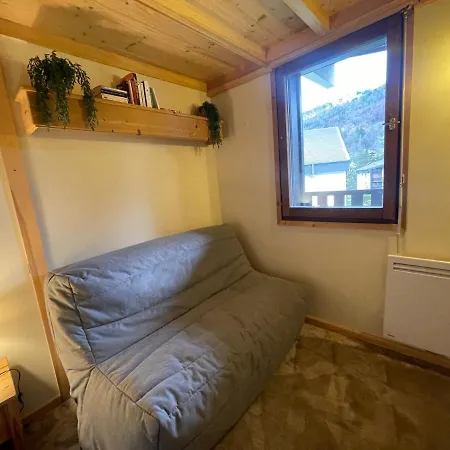 Chaleureux Avec Balcons Au Coeur De Samoens, Proche Ski-bus - Fr-1-624-147 * 사모엥